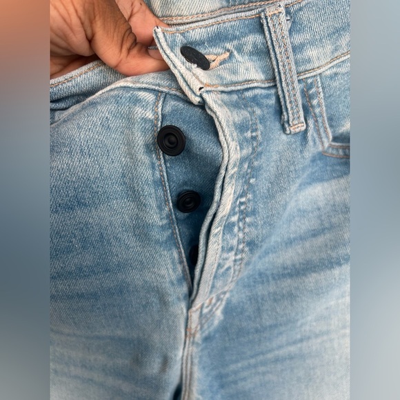 MOTHER Women's Light Blue Jeans MOTHER
THE SCRAPPER ANKLE size 27 - Picture 7 of 7